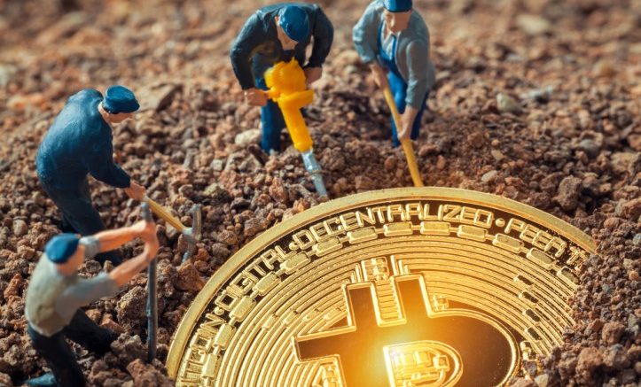 Pedro Luis Martín Olivares - Los mineros trabajan duro para mantener Bitcoin por encima de $ 6.5k
